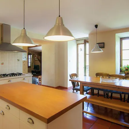Farmstay Holiday In France With Private Pool Casa de Férias Issac